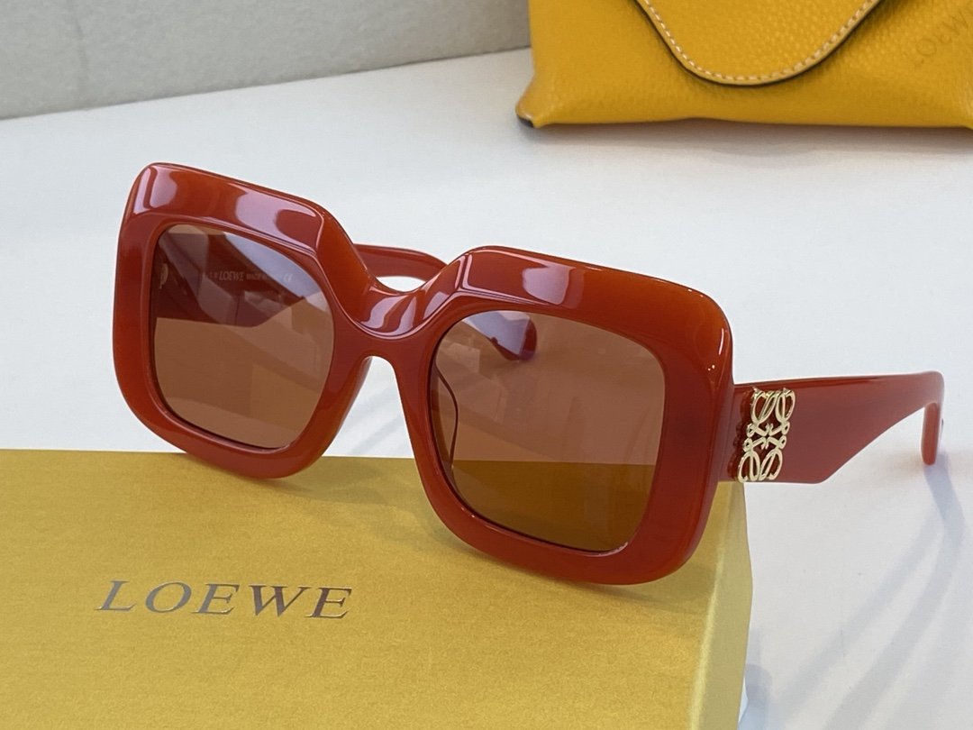 LOEVE Sunglasses 4 Colors