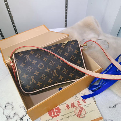LU Bag Brown