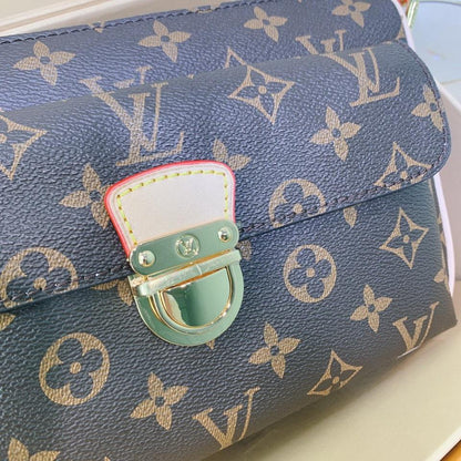 LU Bag Brown