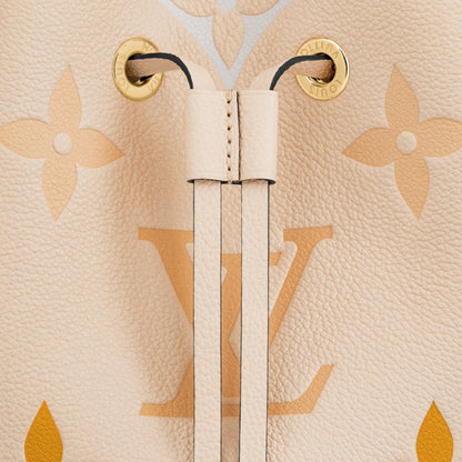 LU Bag Neonoe 20 cm