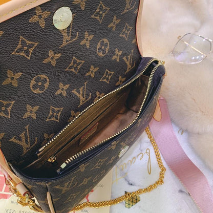 LU Bag Brown