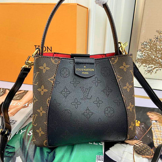 LU Bag Black Brown