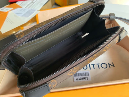 LU Bag Black 22 cm trunk