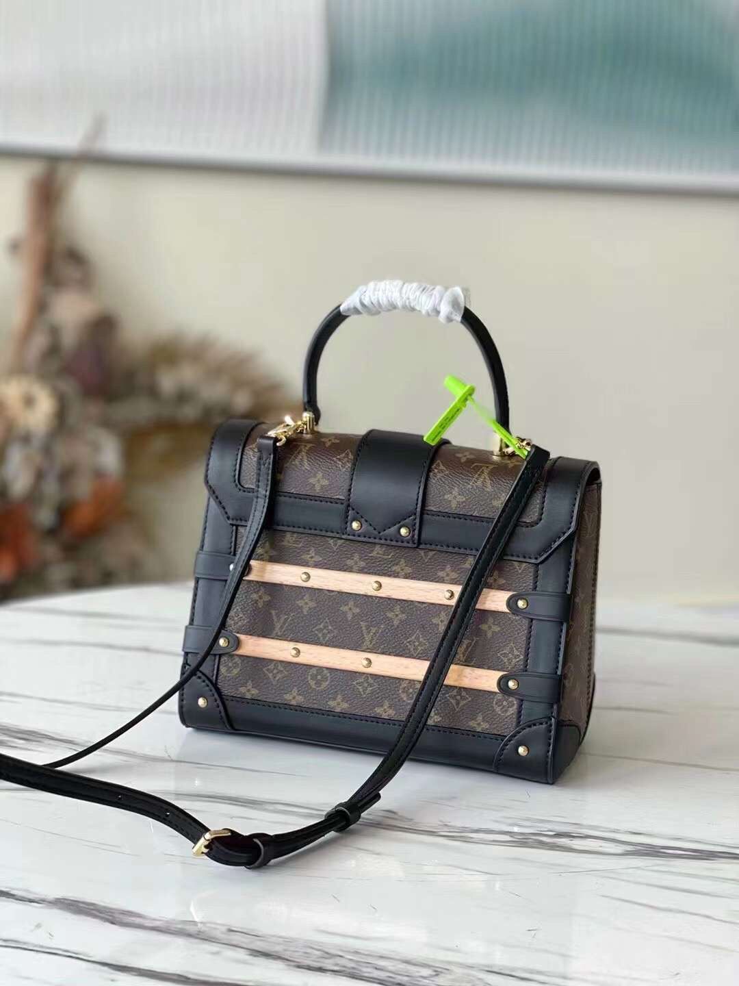 LU Bag Trunk  22 cm