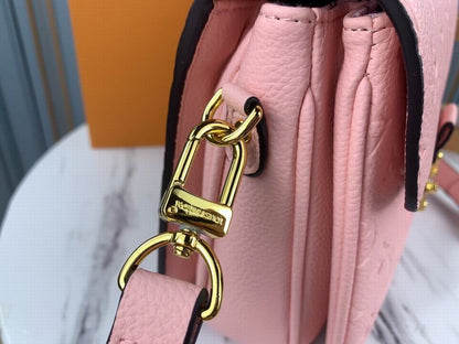 LU  Bag Pink