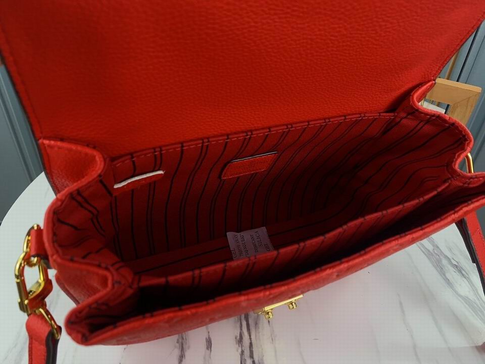 LU Bag Red