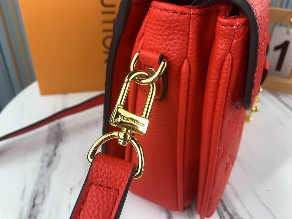 LU Bag Red