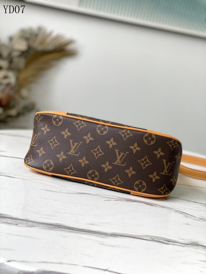 LU Bag  27 cm