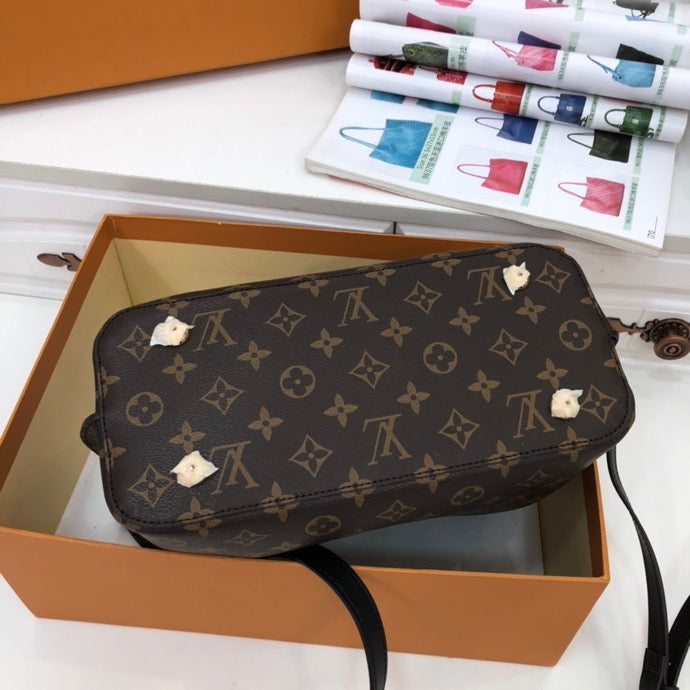 LU Bag Brown Black