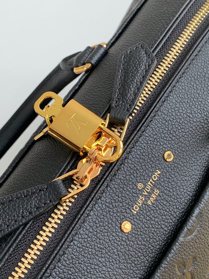LU Bag Black 25 cm Speedy