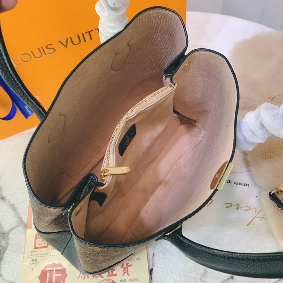LU Bag Brown