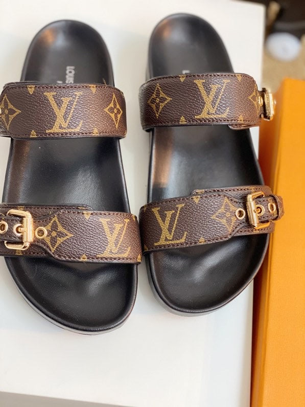 LU Slippers Toe Monogram  2 Color 's