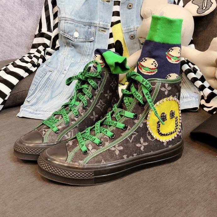 LU Trainers  Sneakers High Socks