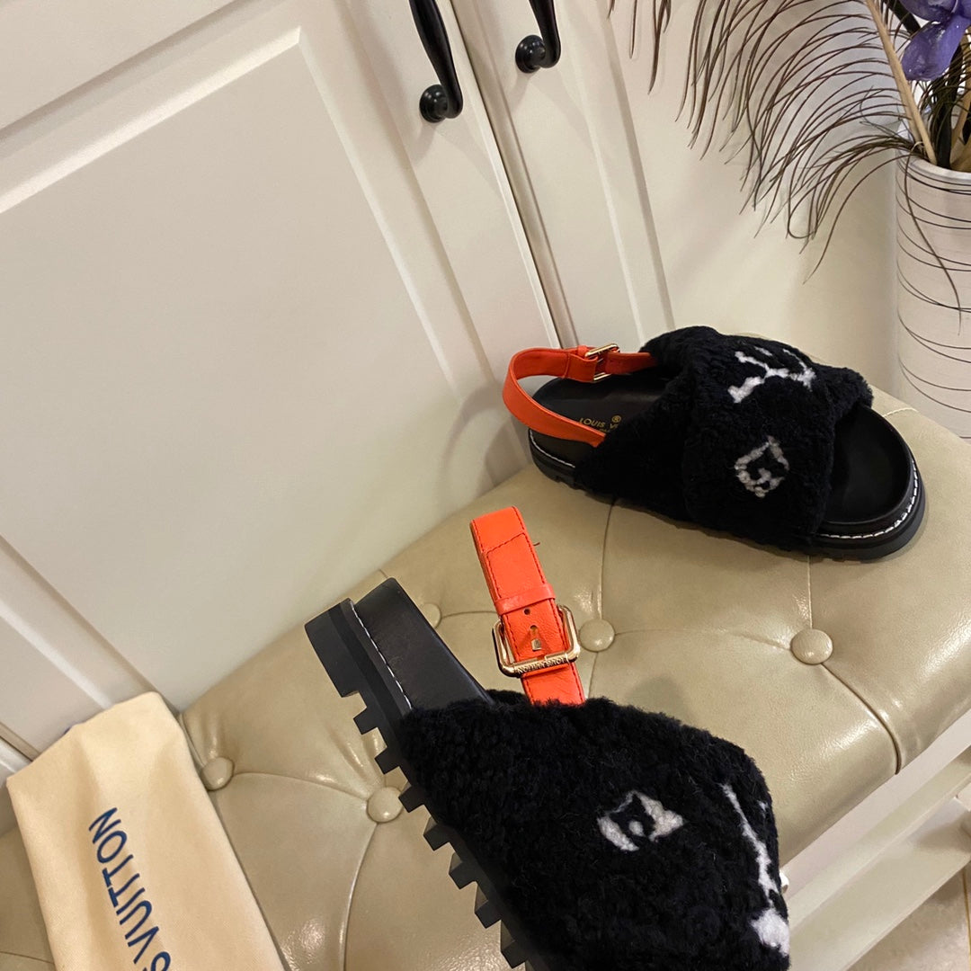 LU  Sandals Fur 2 Color 's