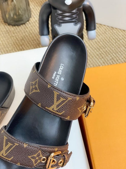 LU Slippers Toe Monogram  2 Color 's