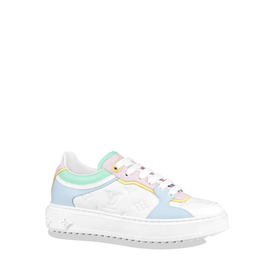 LU Sneakers Run Away