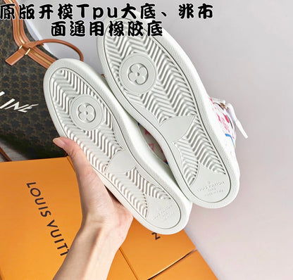 LU Boombox Trainers  Sneakers High