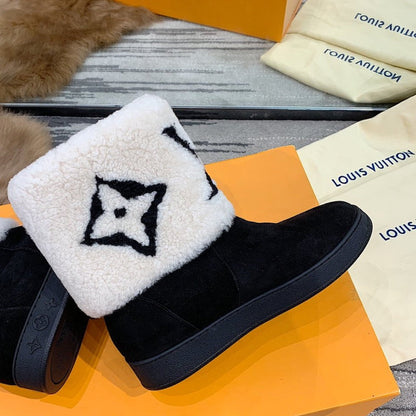 LU UGG Boots Warm White