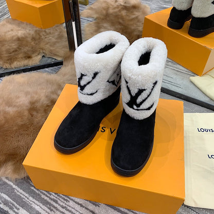LU UGG Boots Warm White