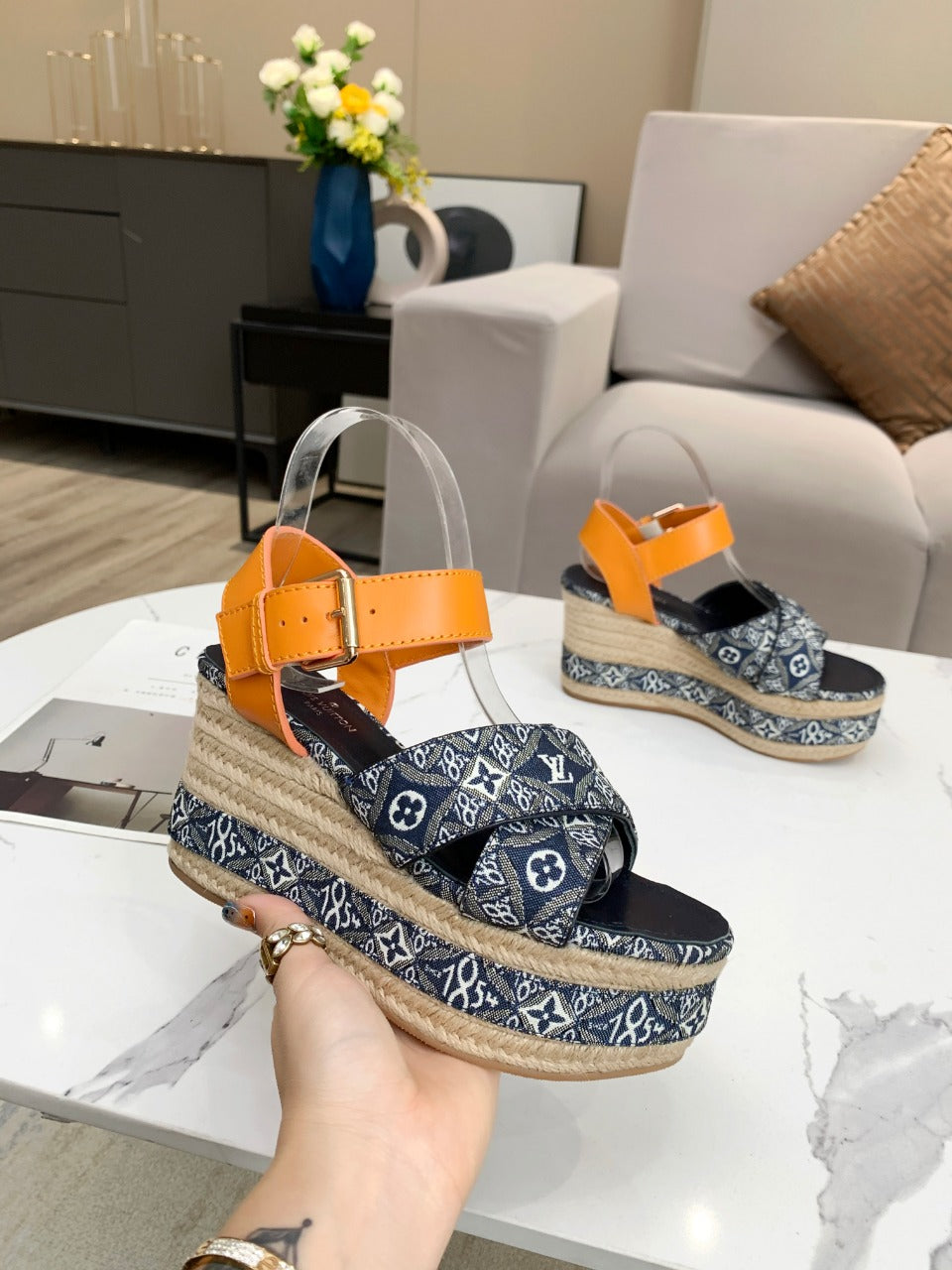 LU Wedge Sandals 2 Color's