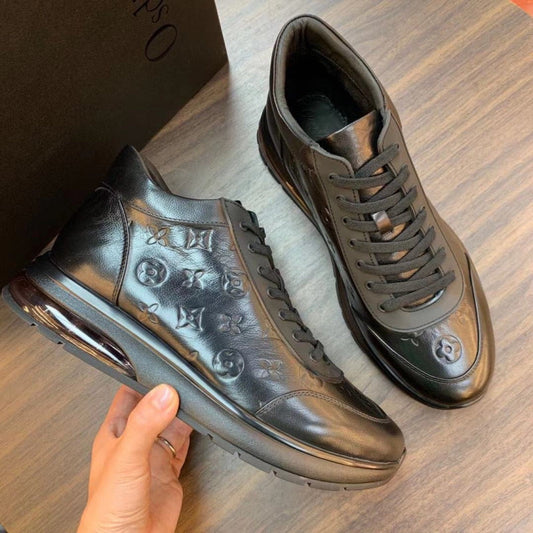 LU Sneakers Monogram