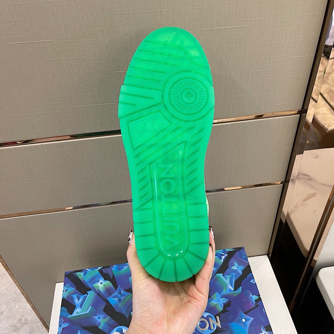LU Sneakers Run Away Green