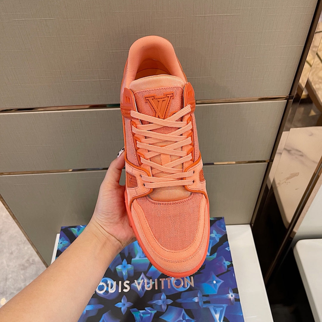 LU Sneakers Run Away Orange