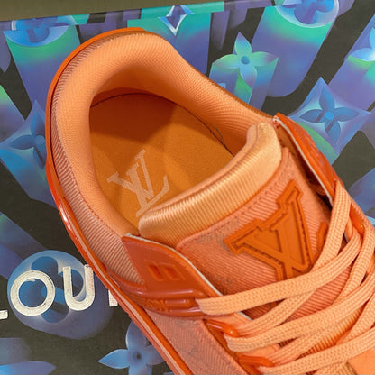 LU Sneakers Run Away Orange
