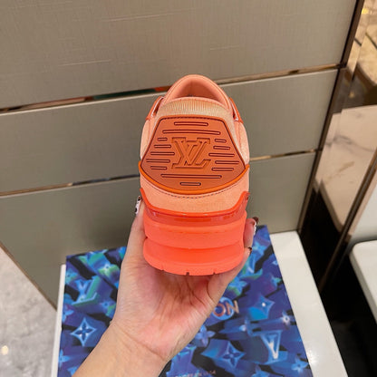 LU Sneakers Run Away Orange