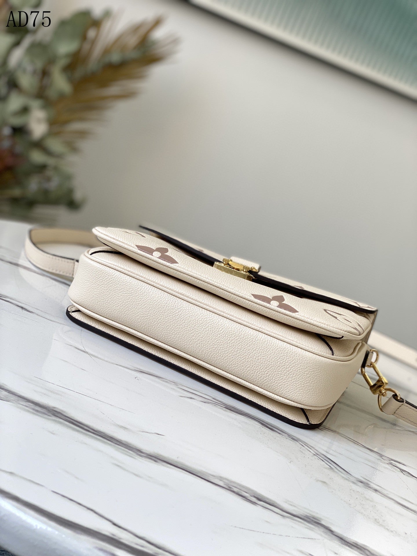 LU  Bag Metis