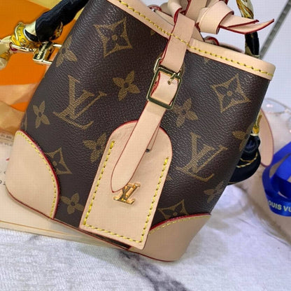 LU Bag Mono