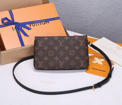 LU Bag Double Zip 20 cm
