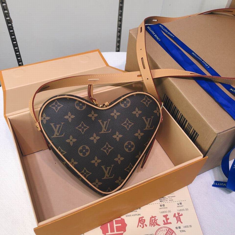 LU Bag Brown Heart