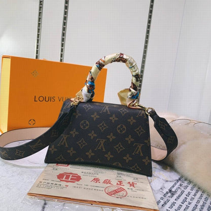 LU Bag Brown