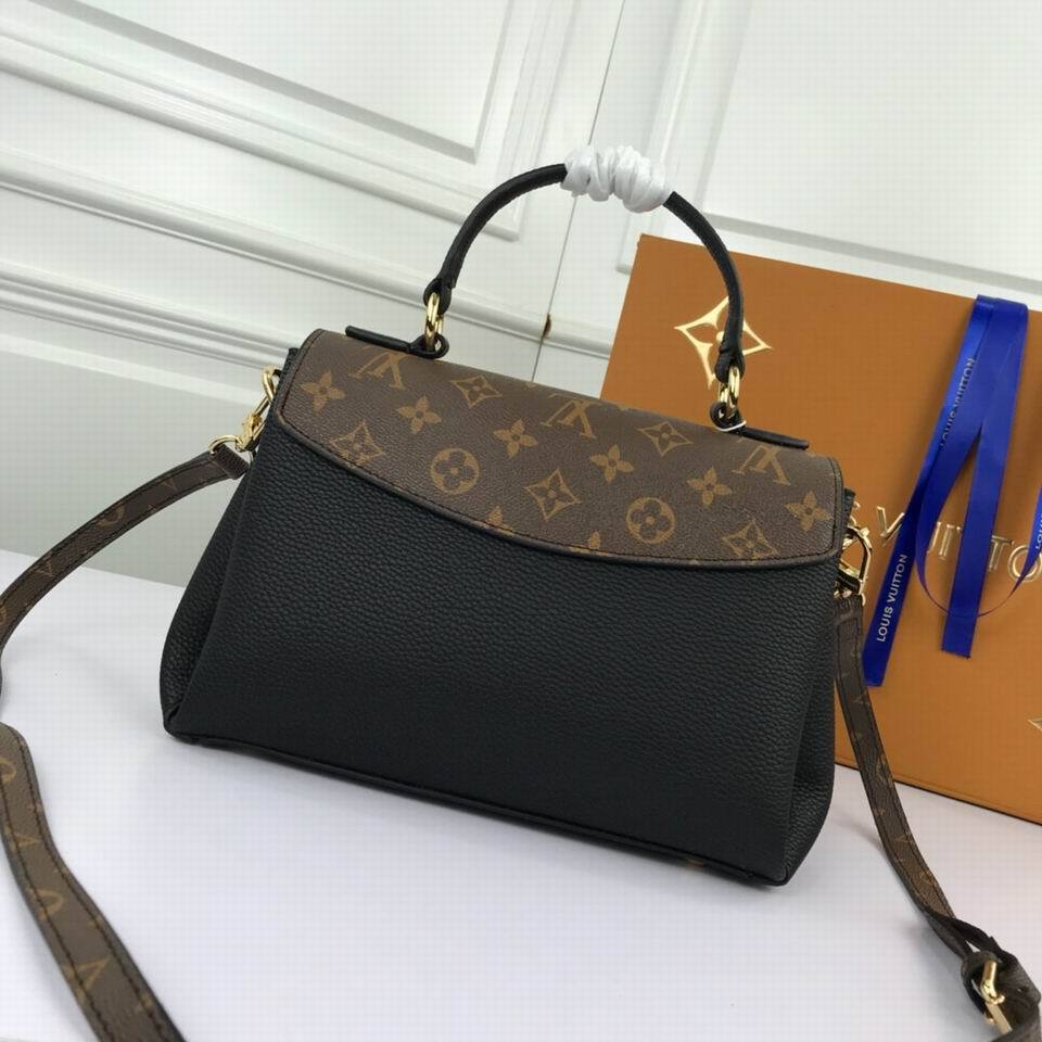 LU Bag Black