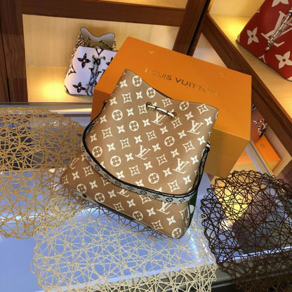 LU Neo Leather E Bag 2 Tone