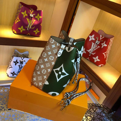 LU Neo Leather E Bag 2 Tone