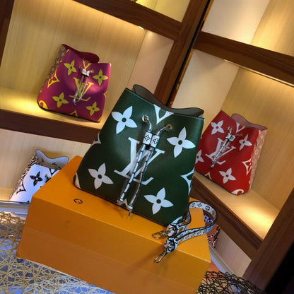 LU Neo Leather E Bag 2 Tone