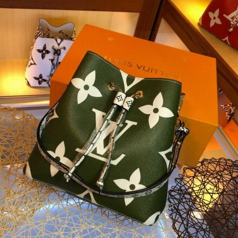 LU Neo Leather E Bag 2 Tone