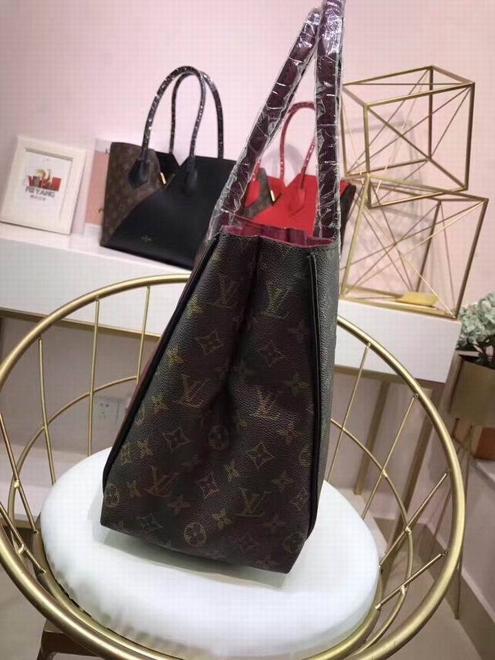 LU Bag Red