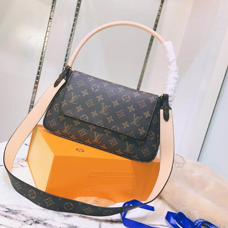 LU Bag Brown