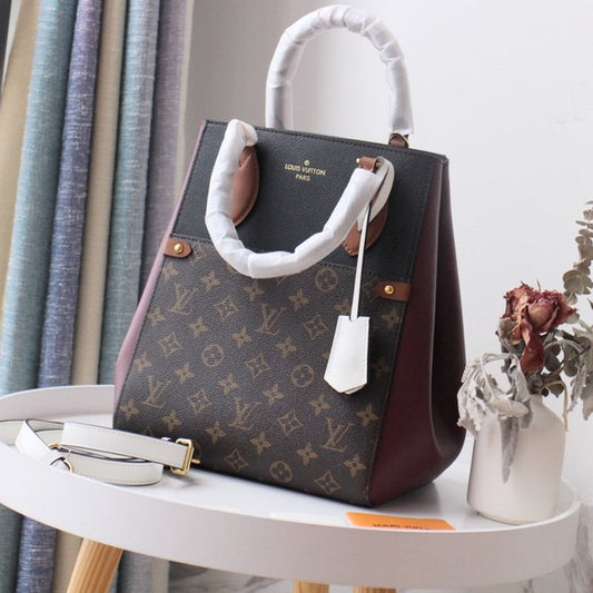 LU Bag Black