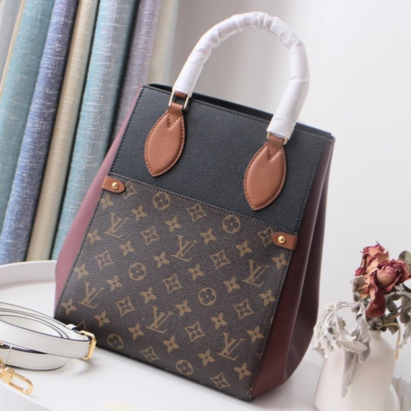 LU Bag Black