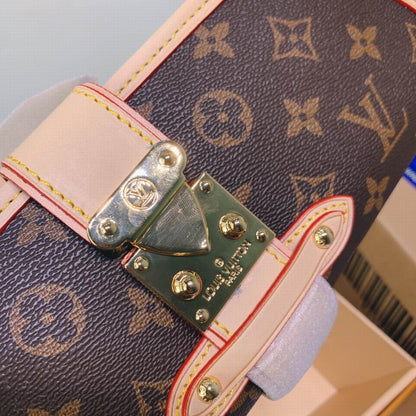 LU Bag Brown
