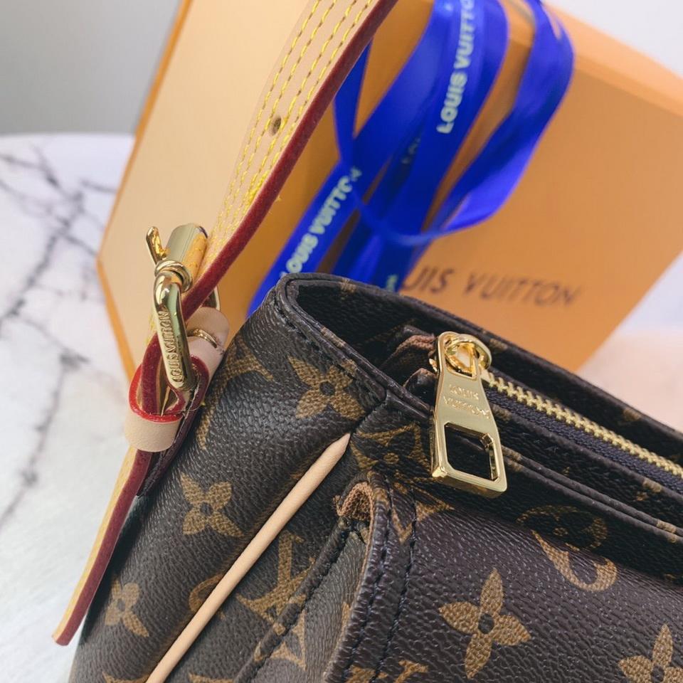 LU Bag Brown