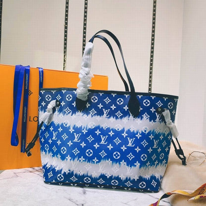 LU Bag Never Blue