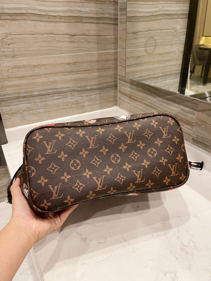LU Bag Never ful 32 cm