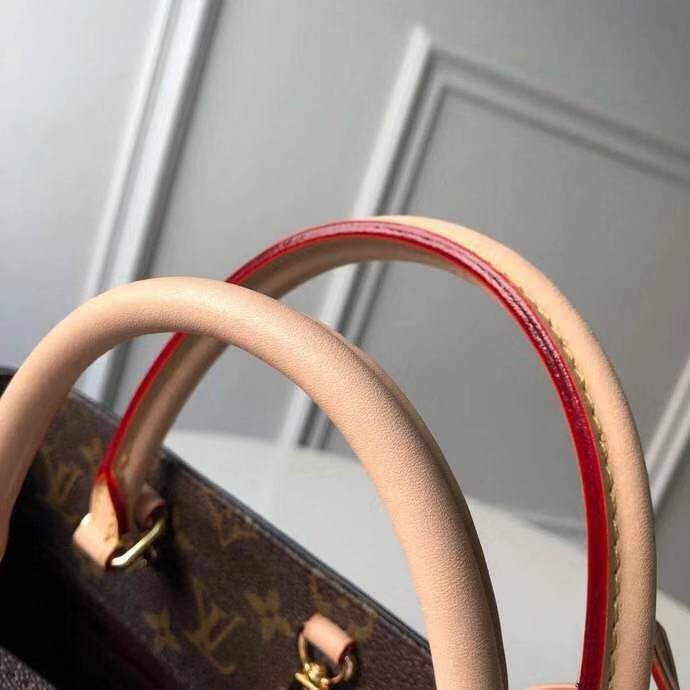 LU Bag Tote Brown