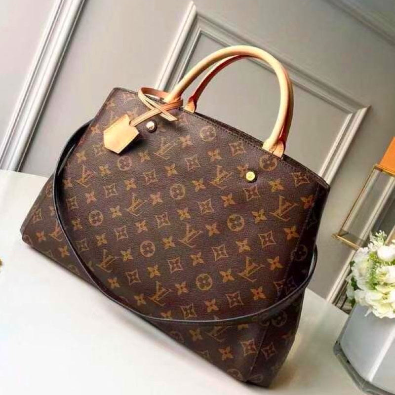 LU Bag Tote Brown