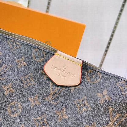 LU Bag Tote Brown